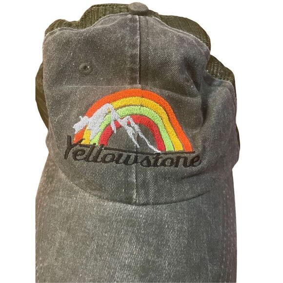 Yellowstone rainbow Hat adjustable - Picture 4 of 6